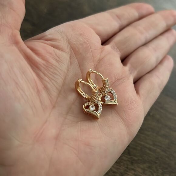 New 18K Gold Plated Hollow Heart Drop Clear Zirconua Party Earrings Lover's Gift - Picture 7 of 10